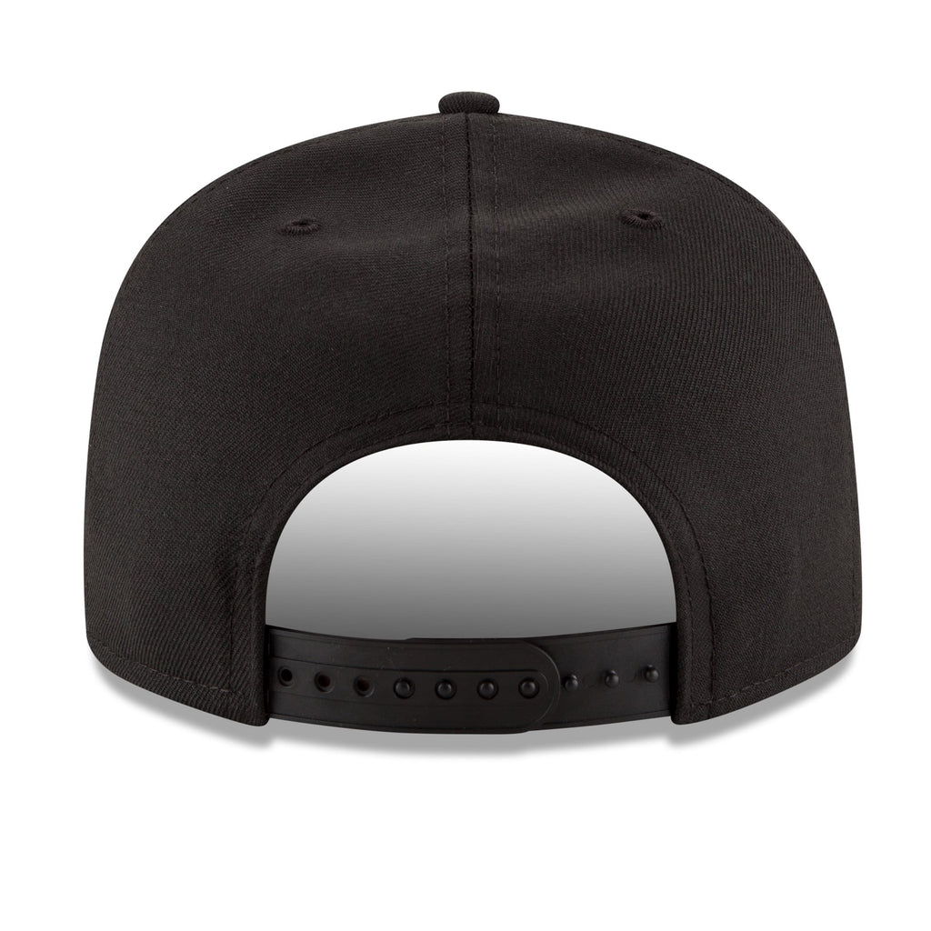 Men's New York Knicks New Era Black 2026 NBA Finals Champions Locker Room Replica 9FIFTY Snapback Hat