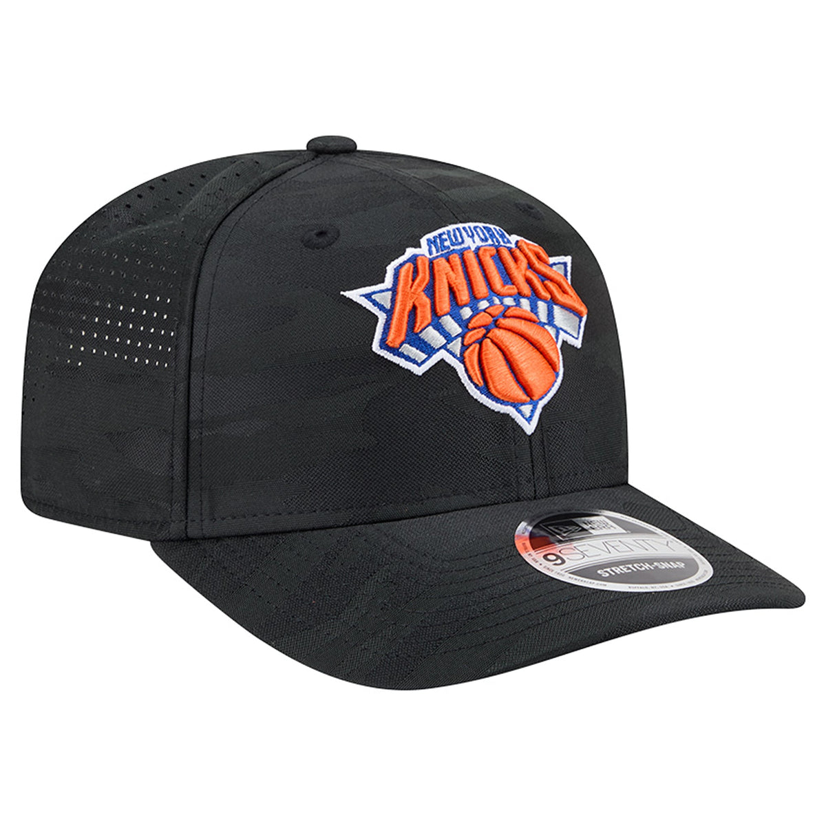 Men's New York Knicks New Era Black Camo 9SEVENTY Perforated Adjustable Hat